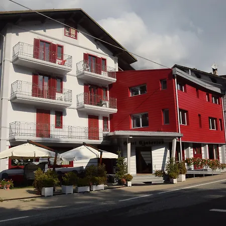 Chaberton Отель