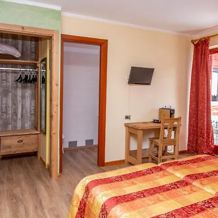 Chaberton Szálloda 3*